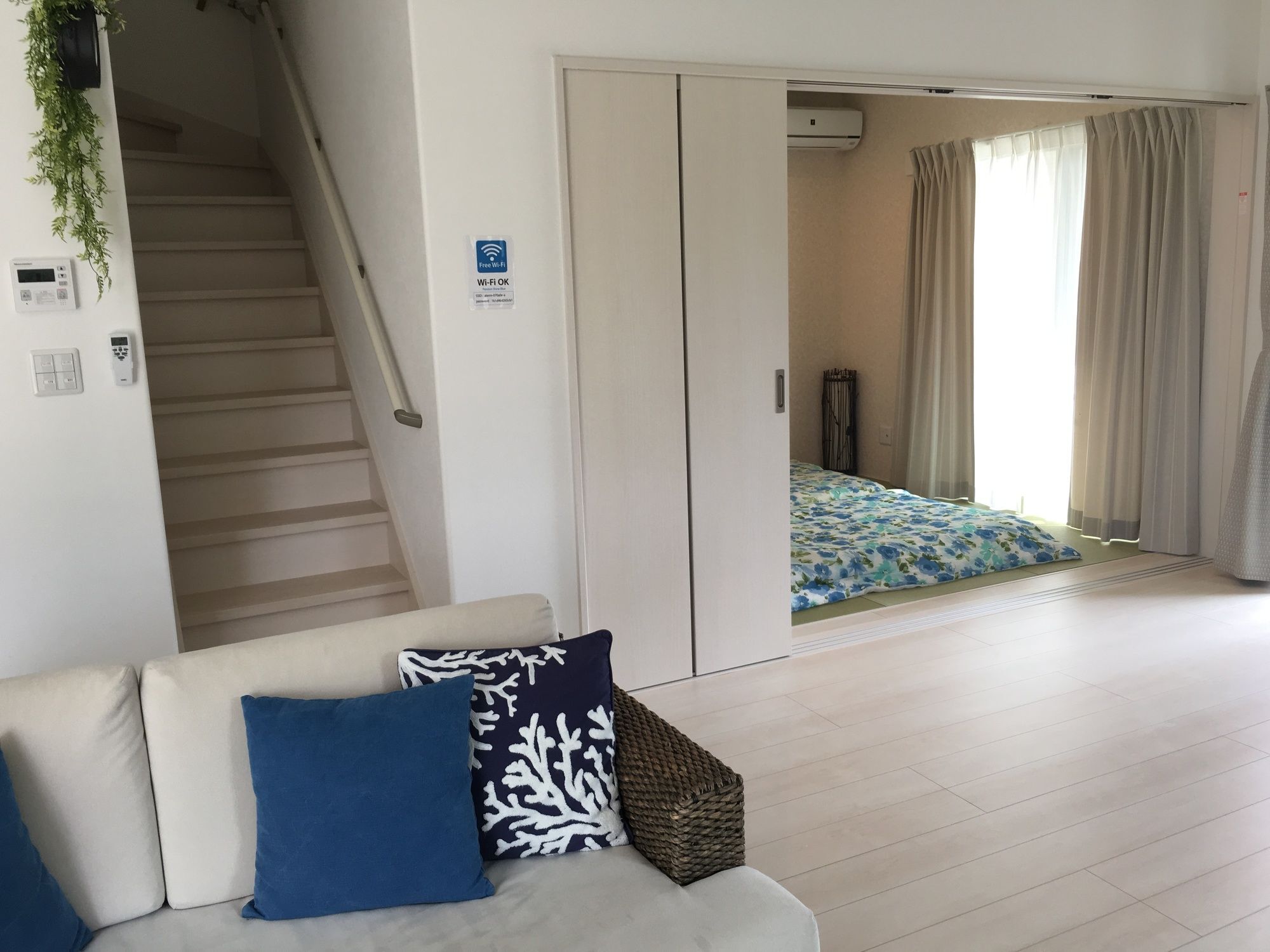 Villa Shineblue Онна Екстер'єр фото