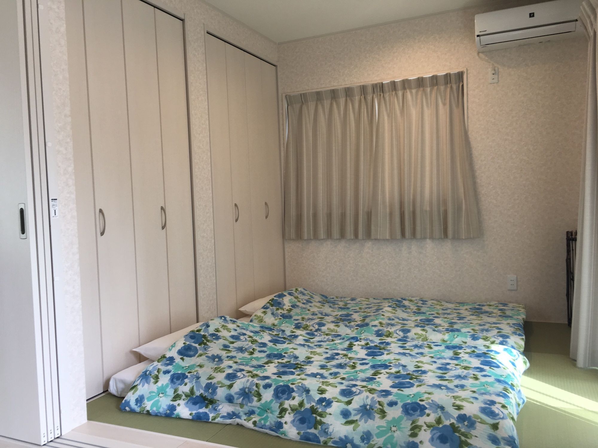 Villa Shineblue Онна Екстер'єр фото